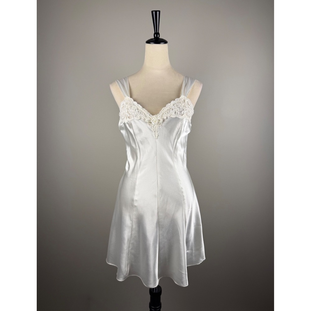 Intimo Amore Chemise Nightgown Womens S Ivory Excellent Lace Trim Satin Rosette